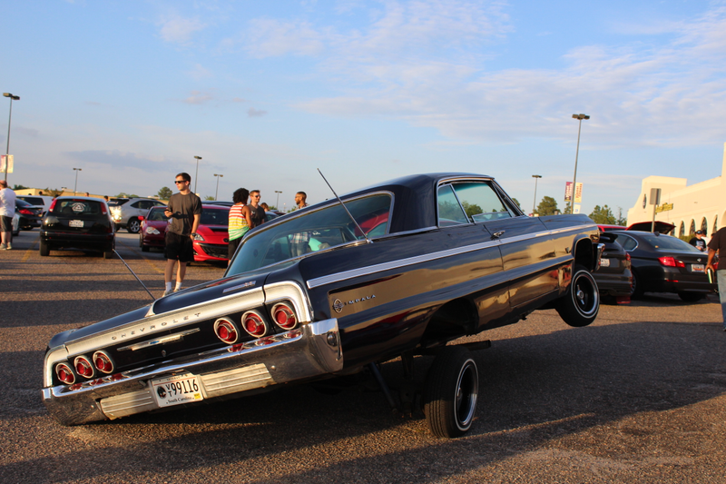 Illustration for article titled I Went to a Local Car Meet Tonight